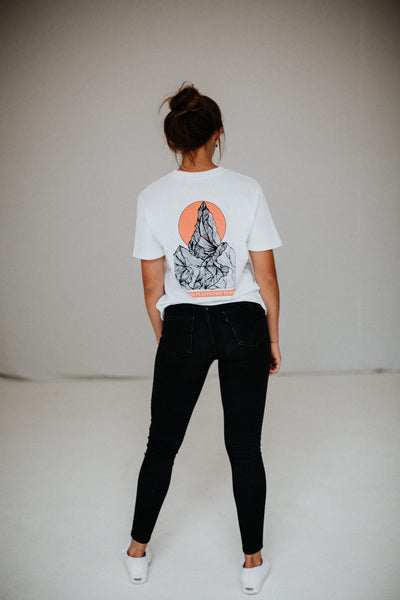 T-SHIRT  "THE RISE" by Zoe